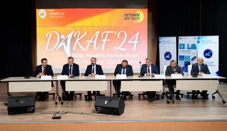Üniversitemizde 2024 Doğu Anadolu Kariyer Fuarının Lansman Toplantısı Gerçekleştirildi